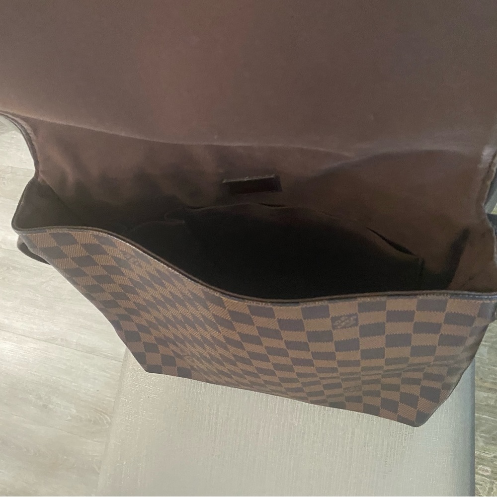 Brown Louis Vuitton messenger bag
